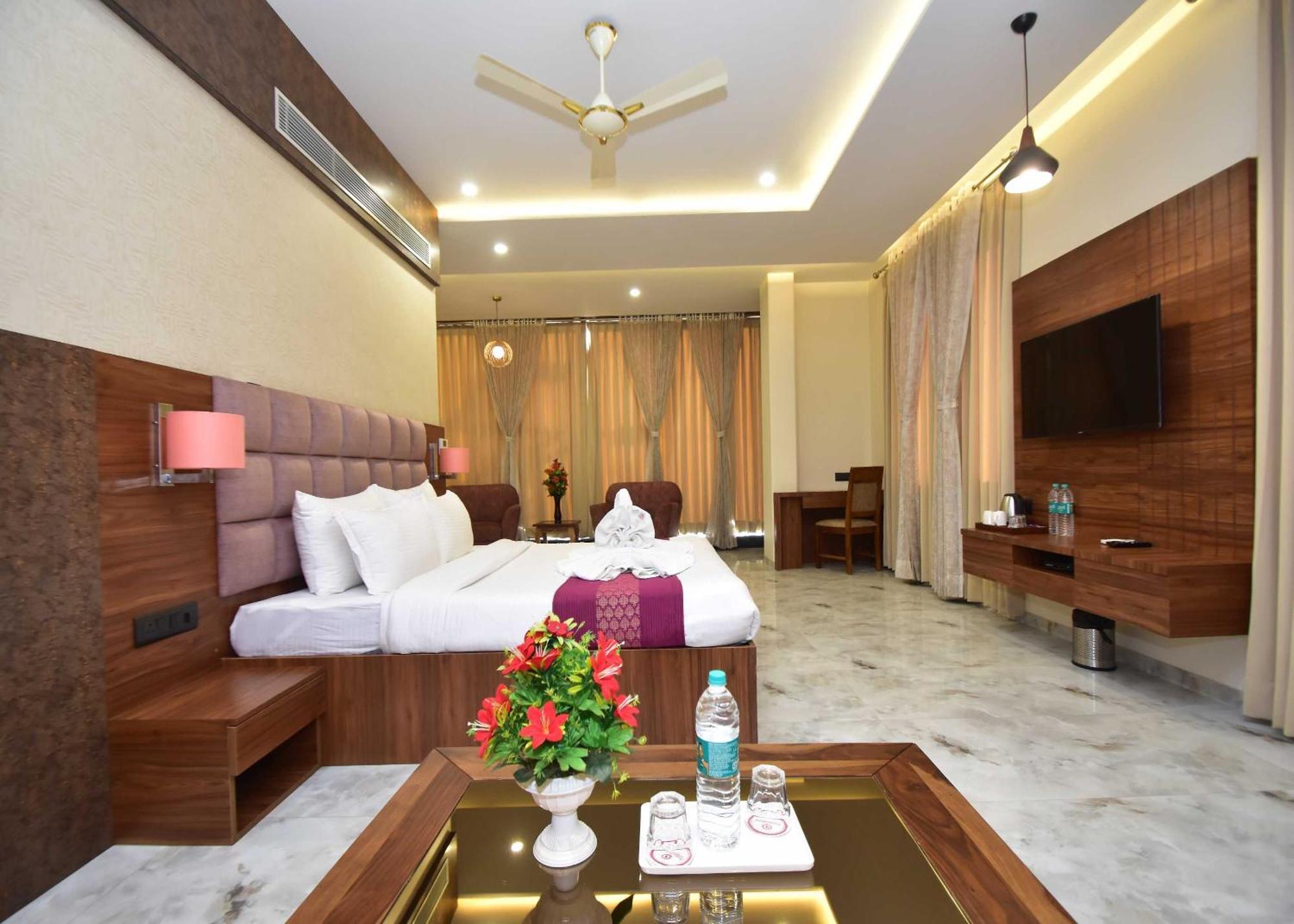 Hotel Shyamleela Khātu Εξωτερικό φωτογραφία