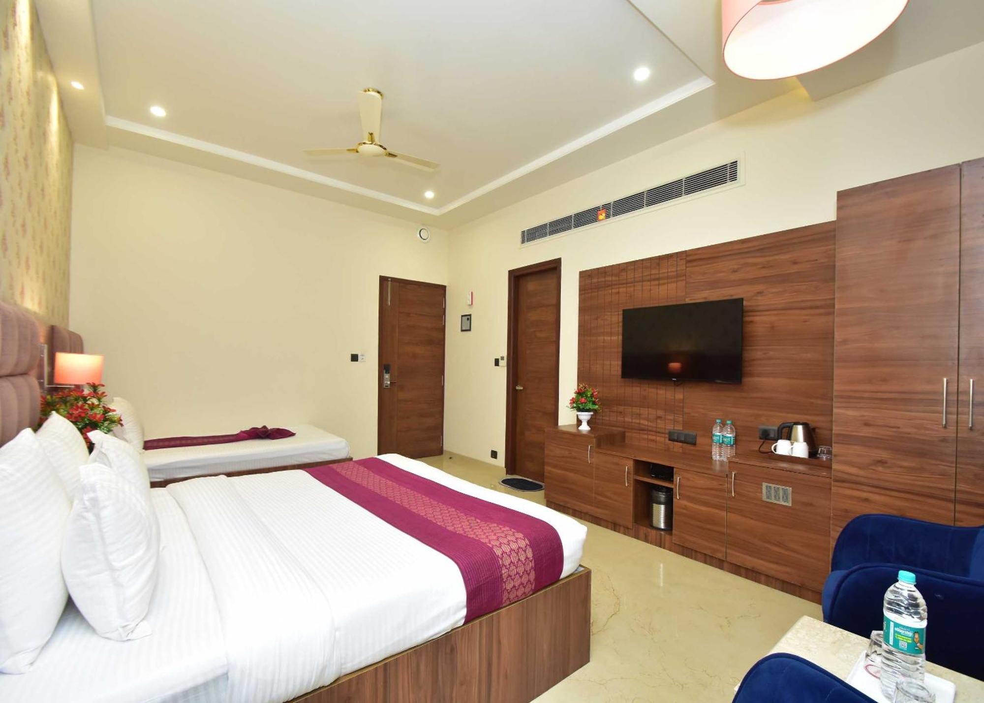 Hotel Shyamleela Khātu Εξωτερικό φωτογραφία