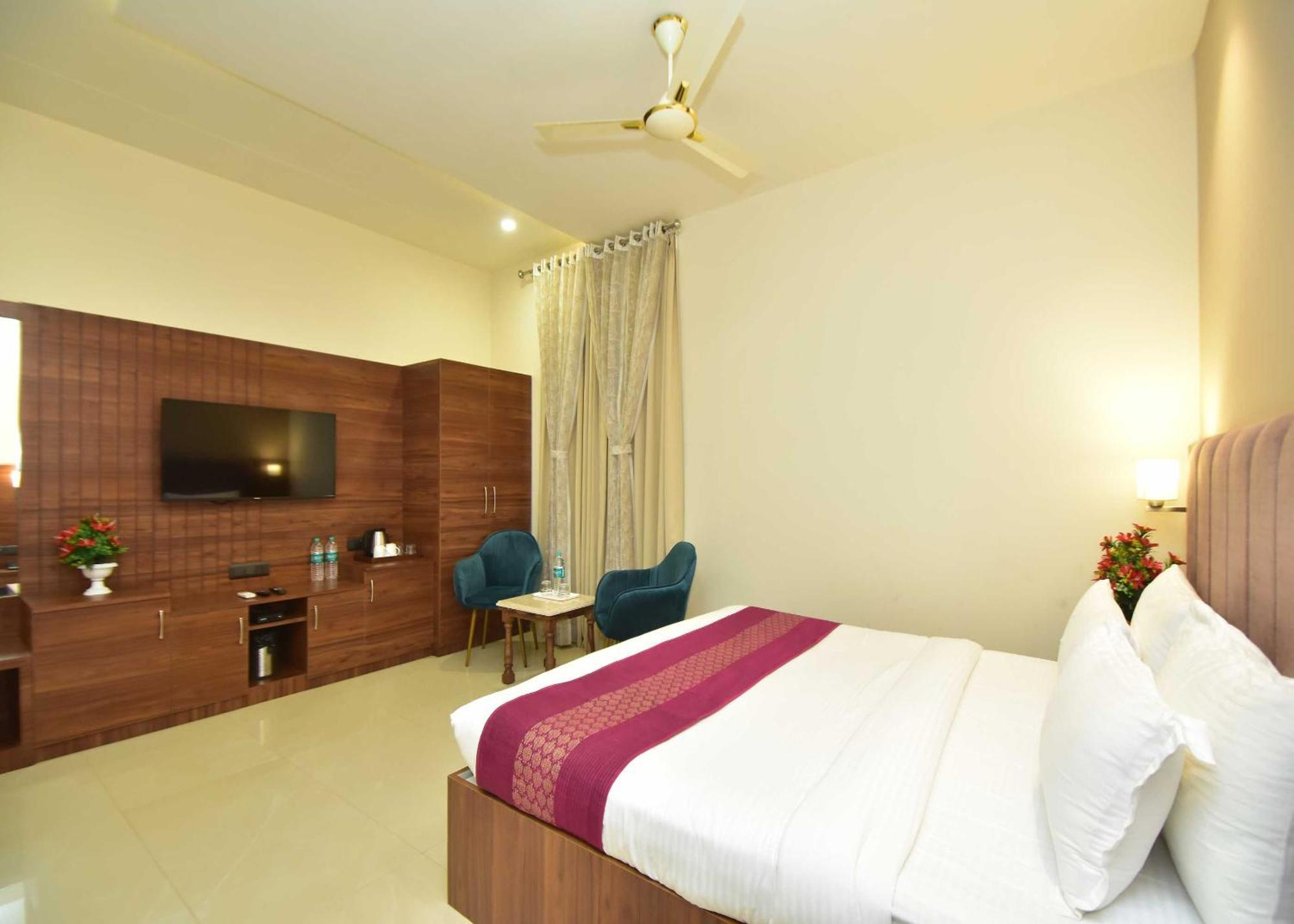 Hotel Shyamleela Khātu Εξωτερικό φωτογραφία