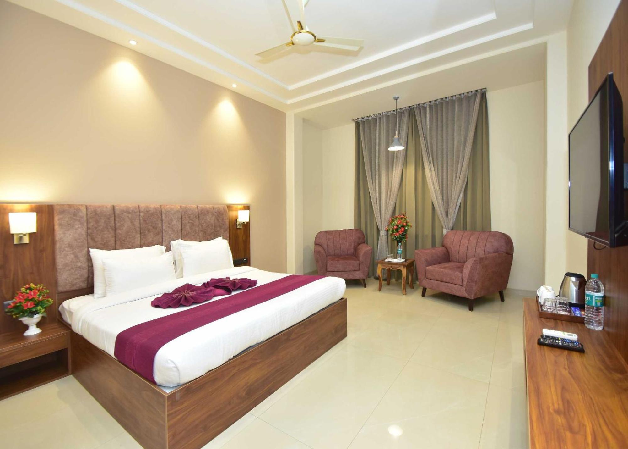 Hotel Shyamleela Khātu Εξωτερικό φωτογραφία