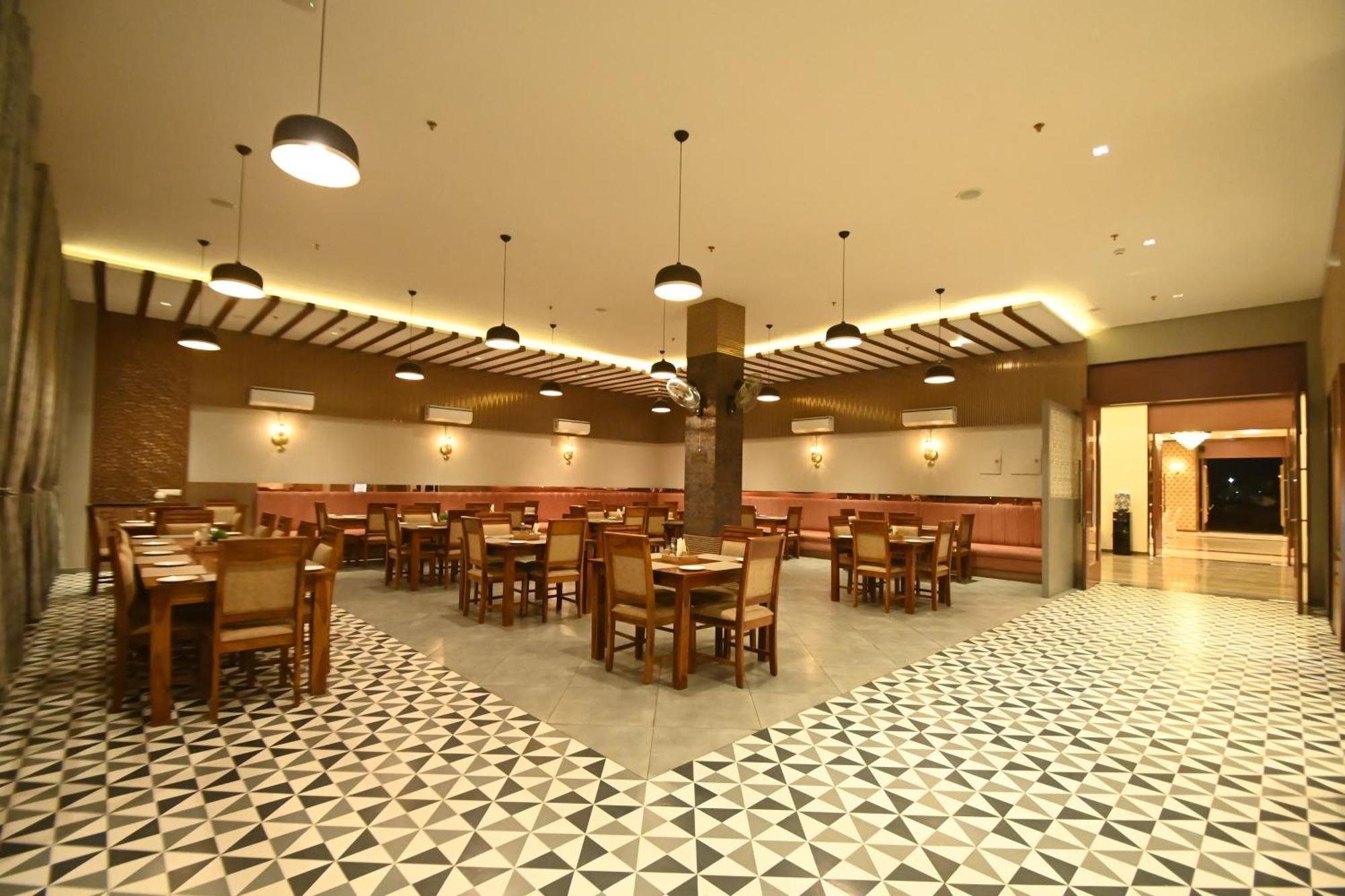 Hotel Shyamleela Khātu Εξωτερικό φωτογραφία